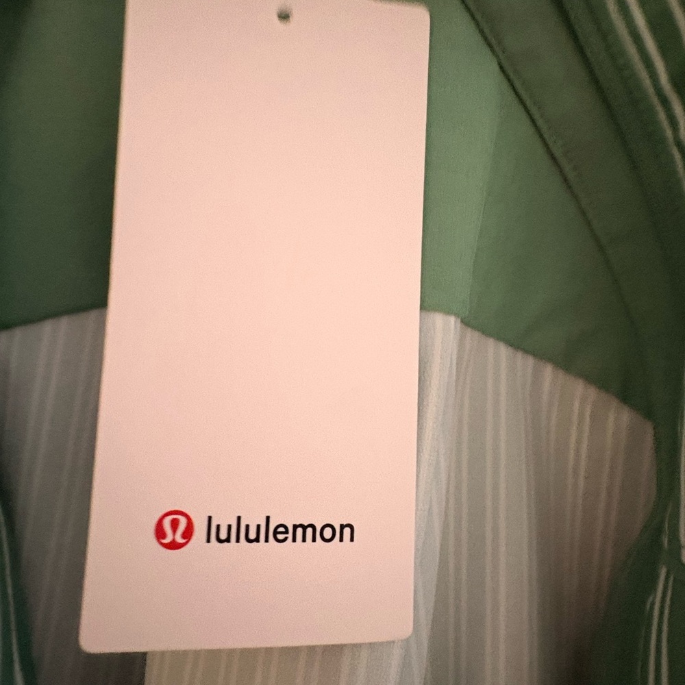 Lululemon Women’s UV Protective Oversized Tennis Jacket in Twice Stripe Green - Picture 11 of 13
